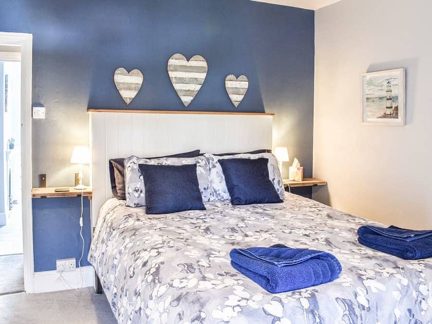 Double bedroom | Seagull Cottage, Pakefield