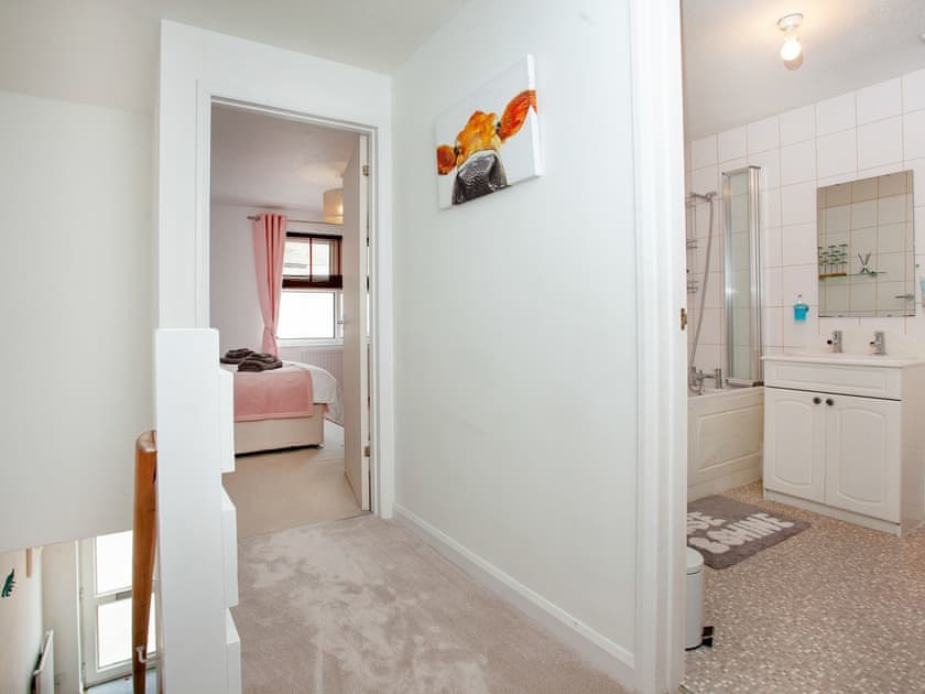 Landing | Jubilee Cottage, Dawlish
