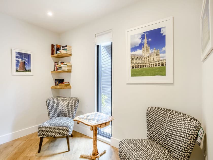 Twin bedroom | Otters Reach, Hoveton