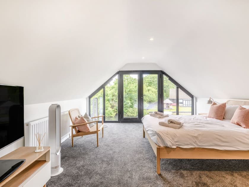 Master bedroom | Otters Reach, Hoveton