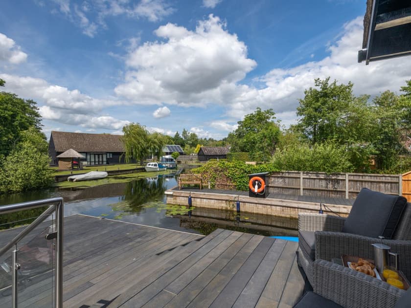 Outdoor area | Otters Reach, Hoveton