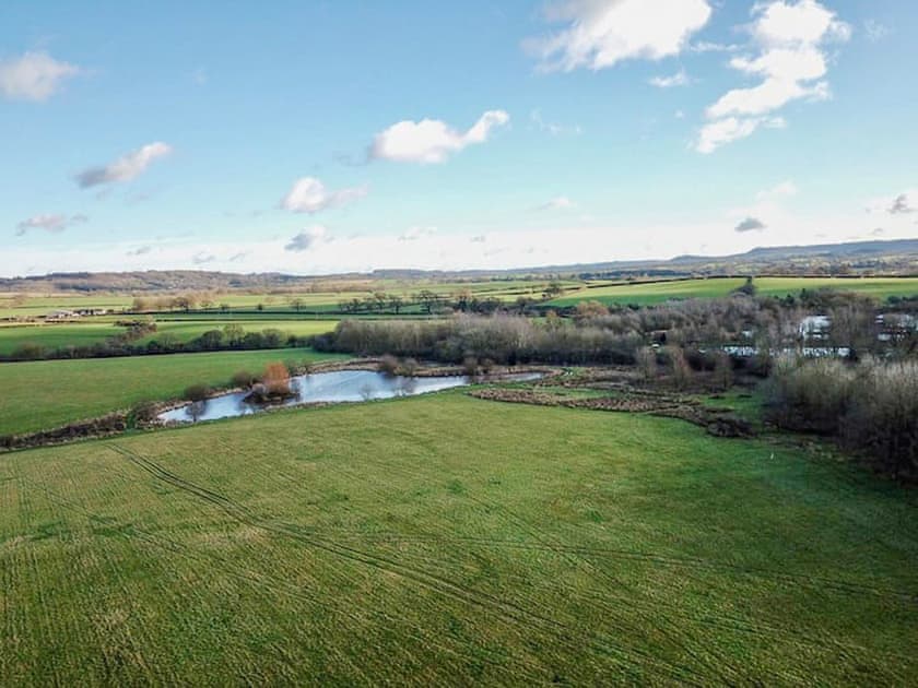 Setting | Lake View Yurts, Warminster