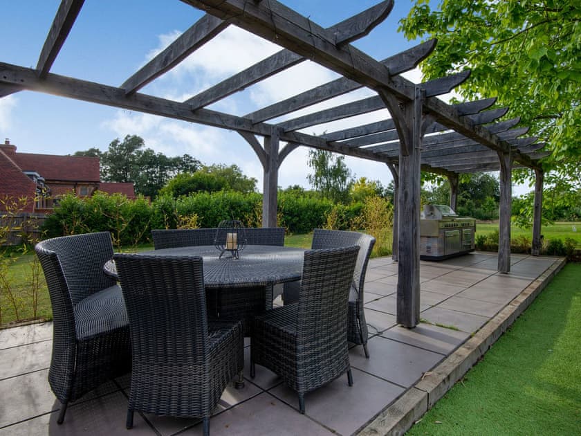 Outdoor area | Yew Tree Farm, Ashford