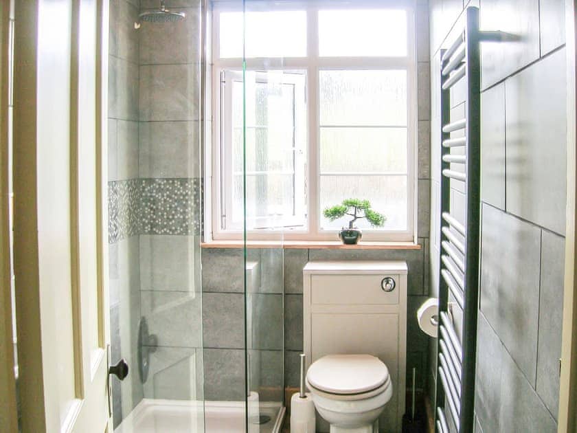 Shower room | Bevan House, Hundred House, near Builth Wells
