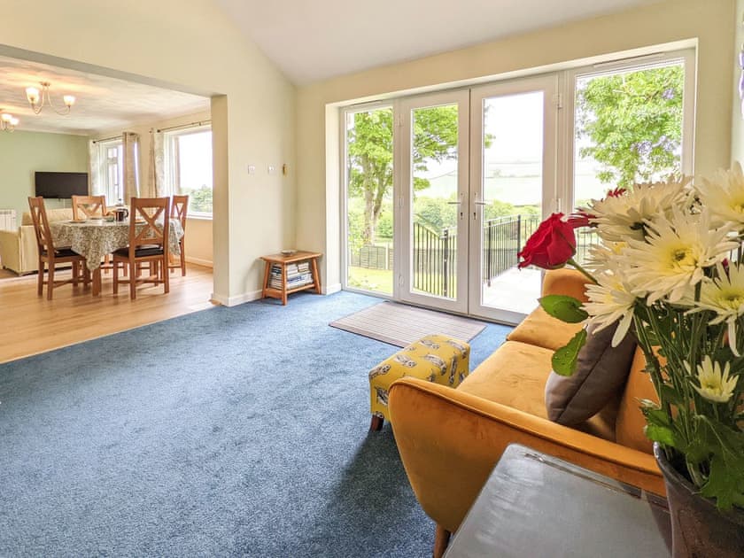 Living room/dining room | Hilltops, Wroxall, near Ventnor