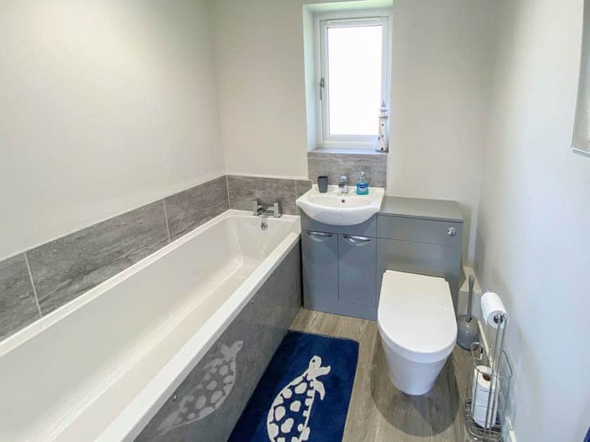 Bathroom | Park View, Martham