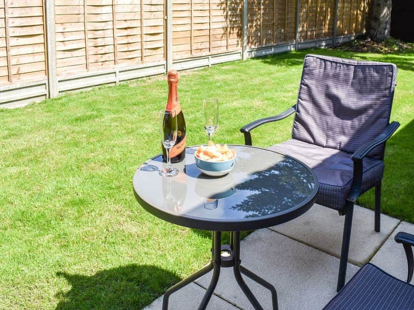 Patio | Park View, Martham