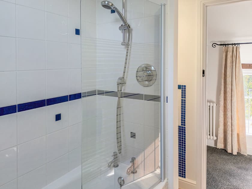 Bathroom | Honeymead Cottage, Bitton