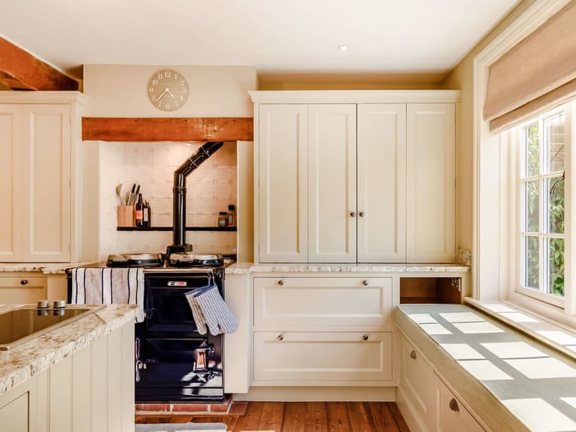 Kitchen | Comptons Oast, Frant