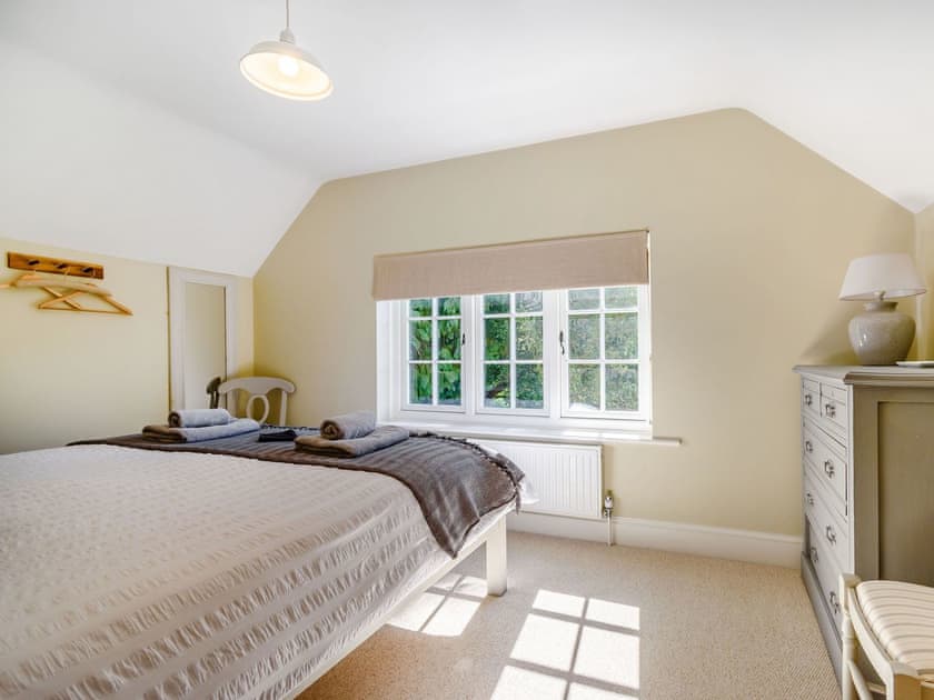 Double bedroom | Comptons Oast, Frant
