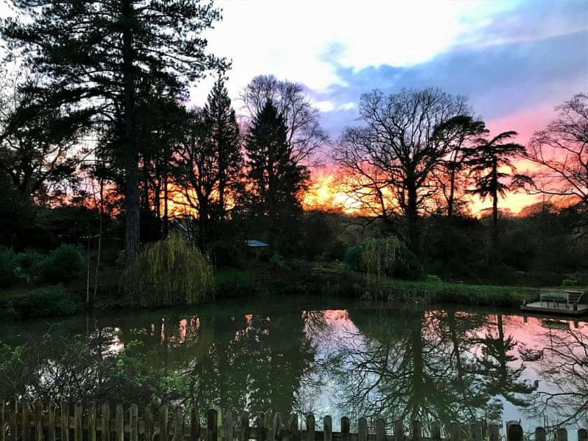 Surrounding area | Comptons Oast, Frant