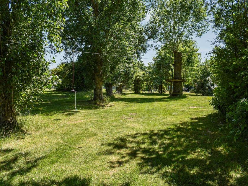 Exterior | Coach House, Coachman’s Cottage - Yaxley Manor Cottages, Yaxley near Eye