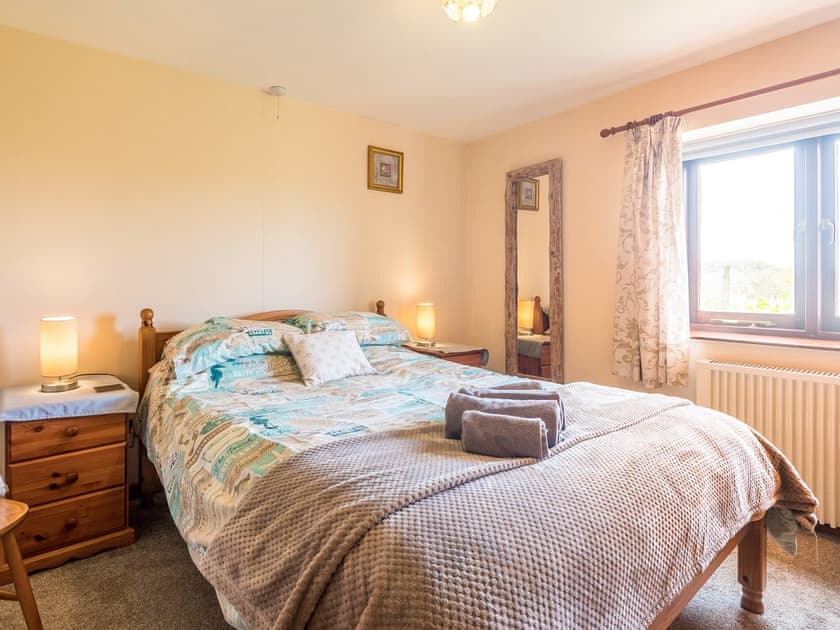 Double bedroom | Trewin Court - Well Farm Holiday Cottages, Holsworthy, near Launceston