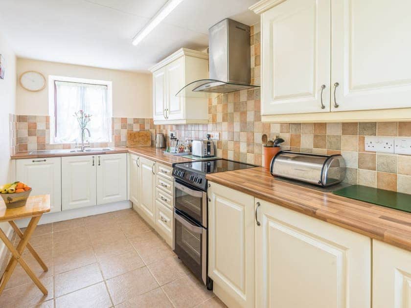Kitchen | Well Farm Cottage - Well Farm Holiday Cottages, Holsworthy, near Launceston