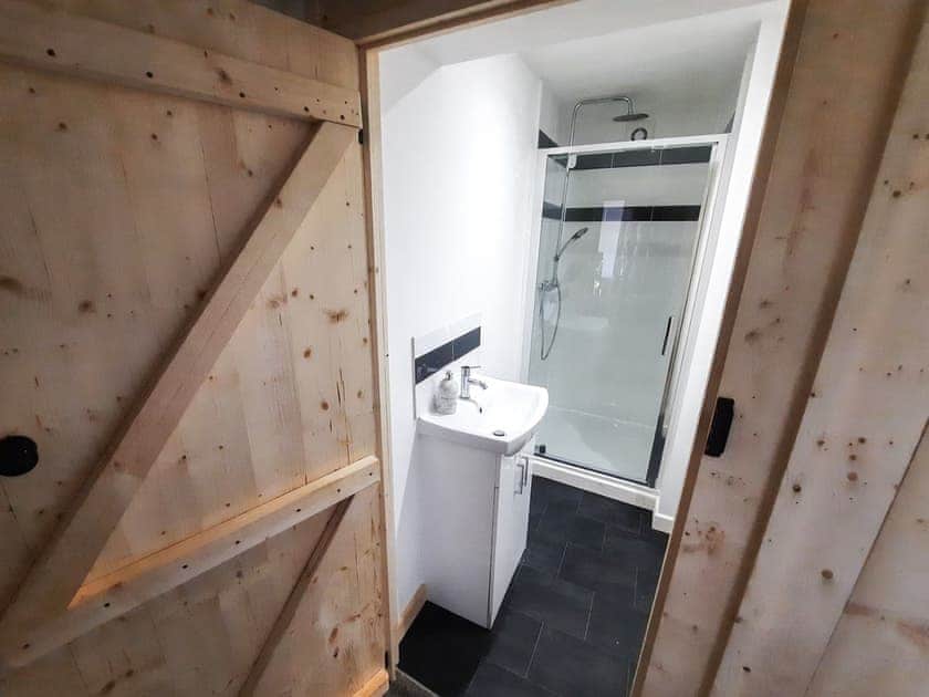 Shower room | Oakwell Farm, Huttoft