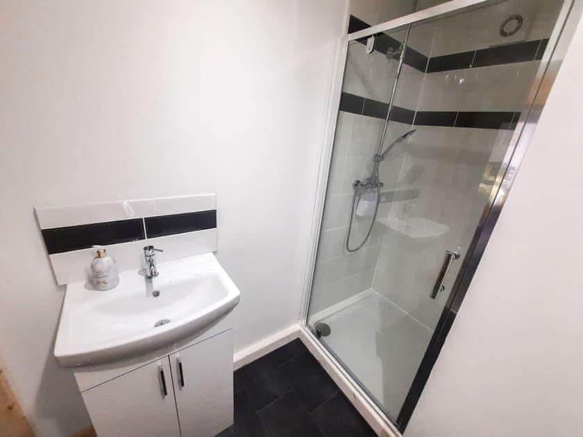 Shower room | Oakwell Farm, Huttoft