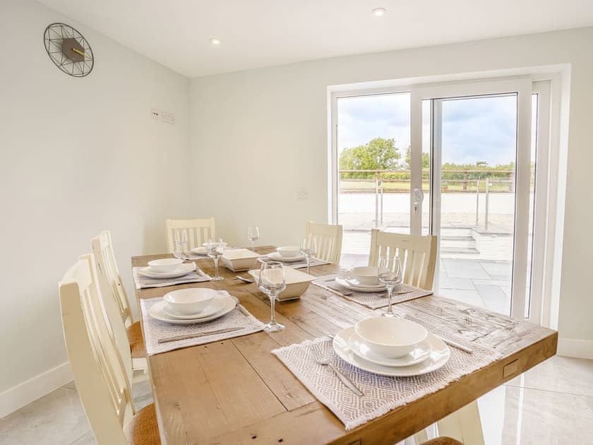 Dining Area | Penlon Cwrws, Henllan
