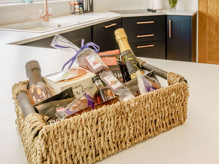 Welcome pack | Penlon Cwrws, Henllan