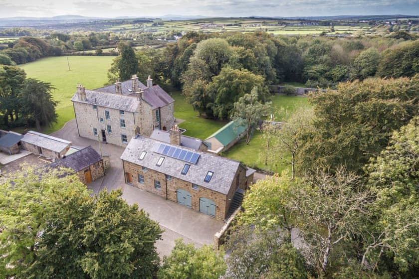 Exterior | The Coach House - Glaneirw Estate, Tanygroes, near Llangrannog