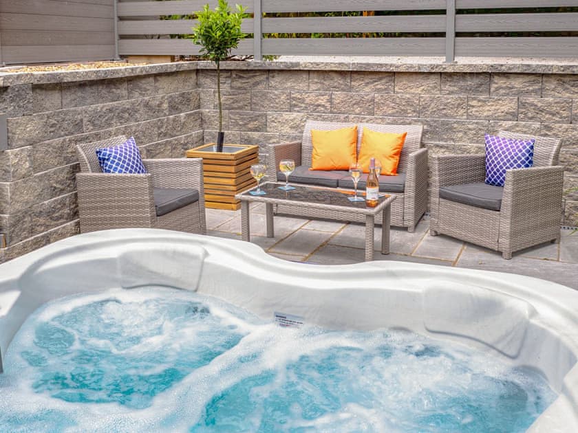 Hot tub | St Keverne - Tresooth Cottages, Falmouth