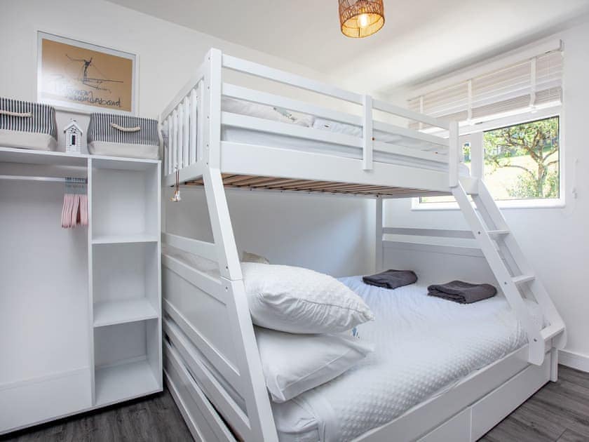 Bunk bedroom | Hideaway, Dartmouth