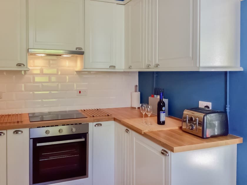 Brand new fully fitted Kitchen, including dishwasher and washing machine  | Sandquay View, Dartmouth