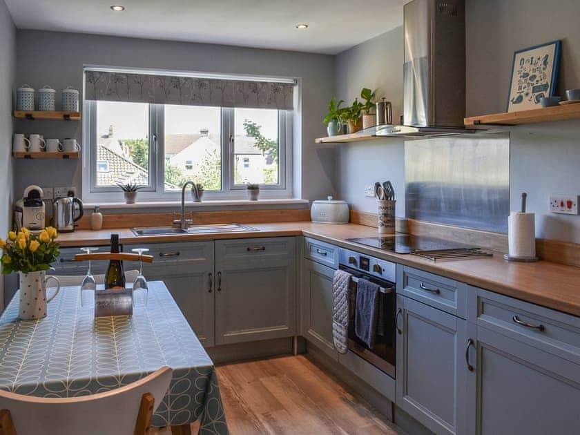 Kitchen/diner | Sanderlings - Suffolk Coastal Escapes, Pakefield