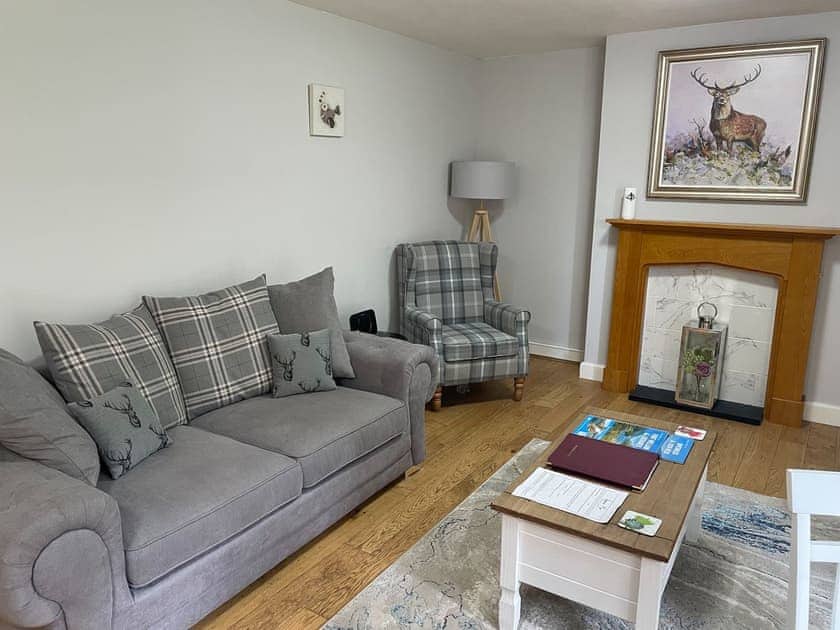 Living area | Raven Wing 1 - Ã€ite BrÄ“agha - Highland Club, Fort Augustus