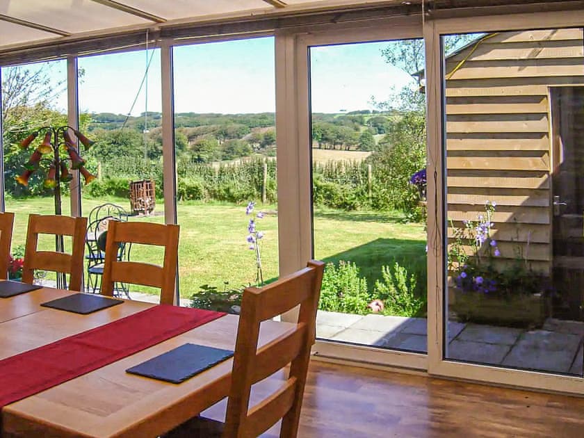 Dining Area | Hindscarth - Hindscarth Holidays, Camelford