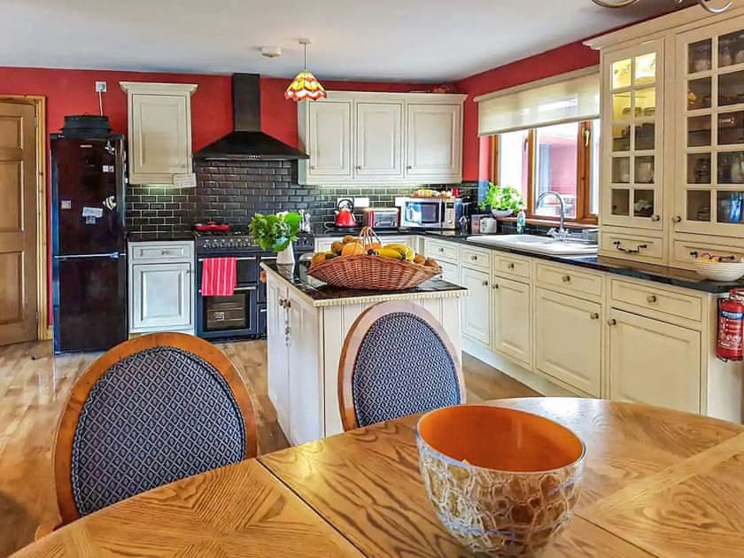 Dining Area | Hindscarth - Hindscarth Holidays, Camelford