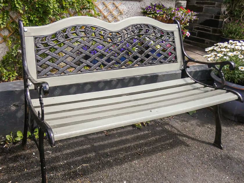 Outdoor area | Hindscarth - Hindscarth Holidays, Camelford