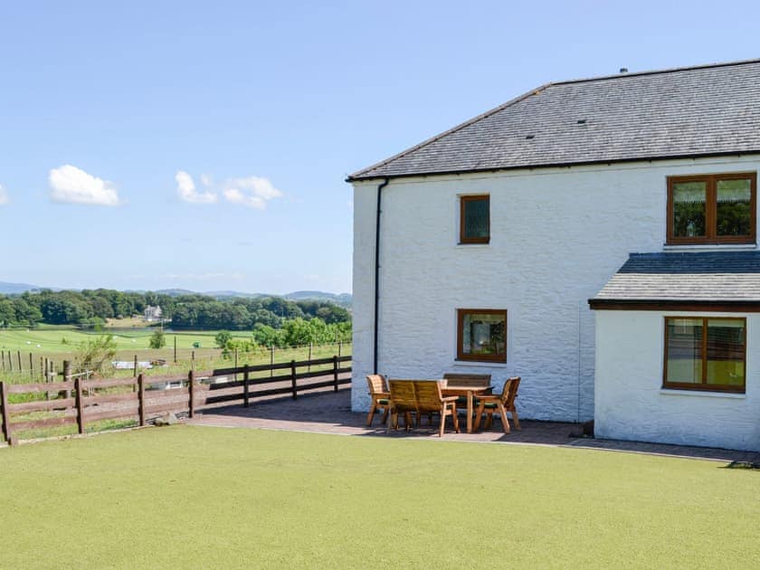 Garden | The Byre @ Camp Douglas, Castle Douglas