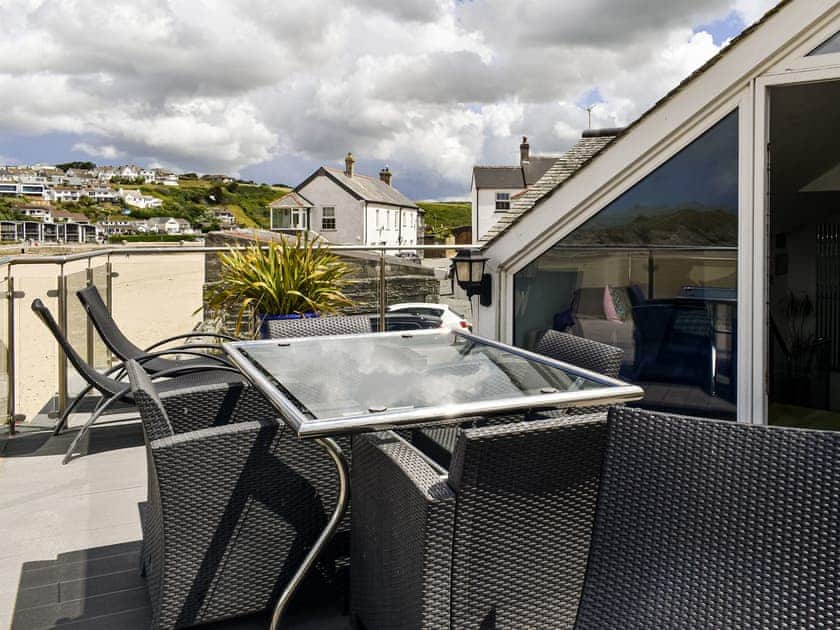 Surrounding area | Neyth Atlantek - Quarter Deck Apartments, Porth, near Newquay