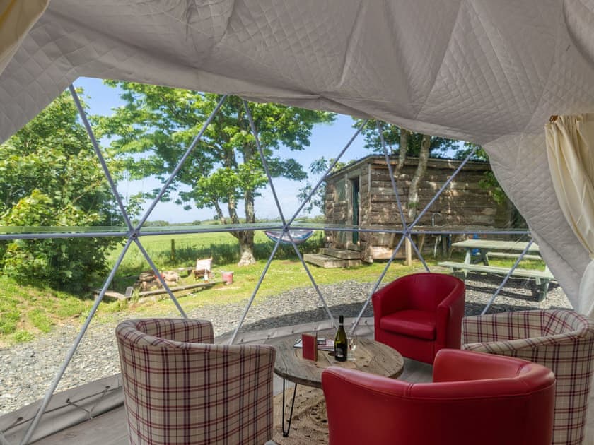 Living area | Gwdihw - Tregoes Pods and Domes, Fishguard