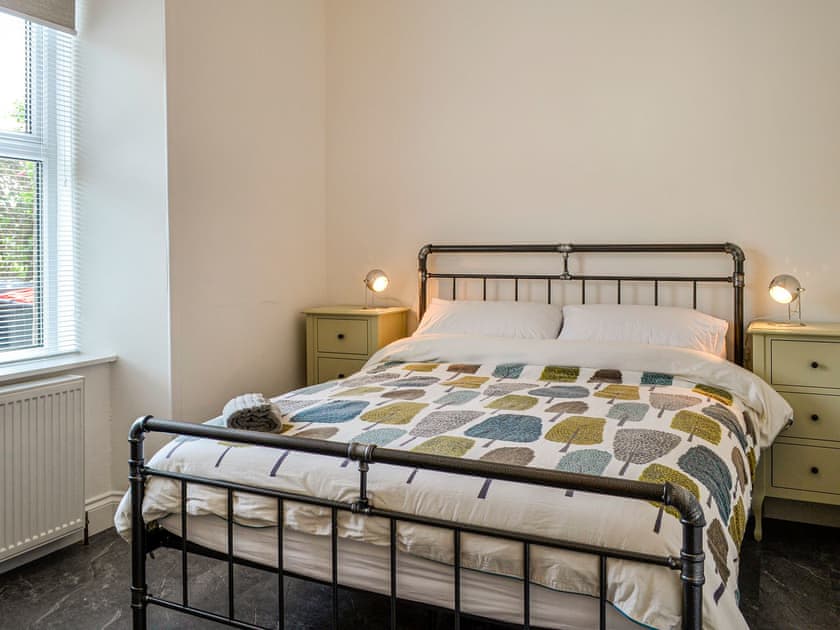 Double bedroom | Park Crescent, Newton Stewart