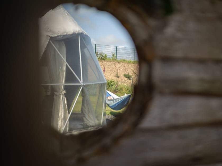 Interior | Seren Saethu - Tregoes Pods and Domes, Fishguard