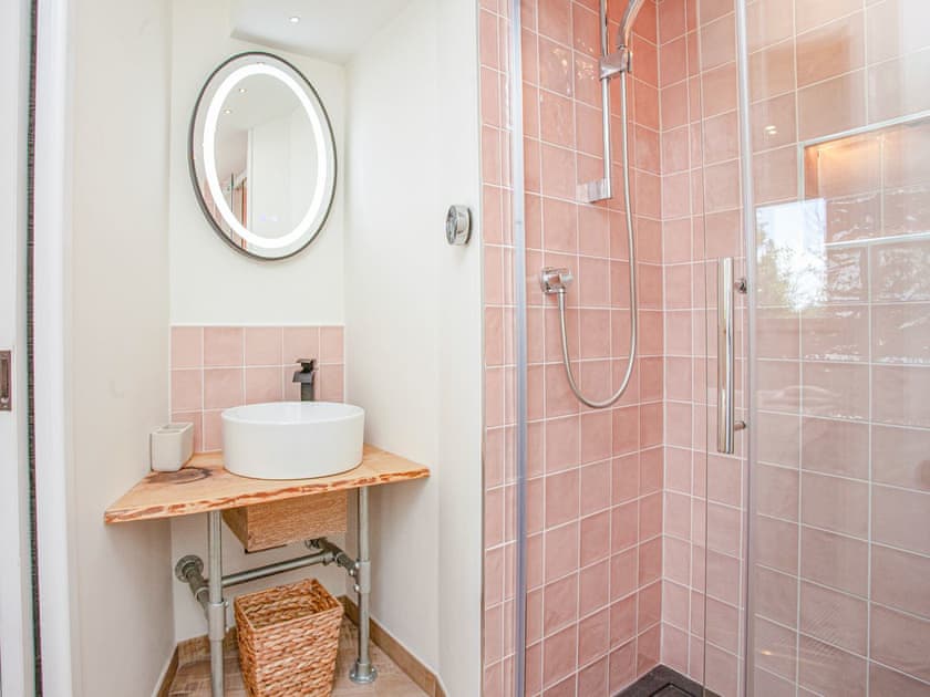 Shower room | Windmills, Mevagissey