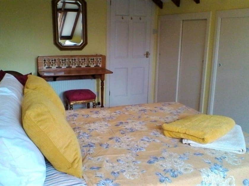 Double bedroom | Stable Lodge, Gattonside near Melrose