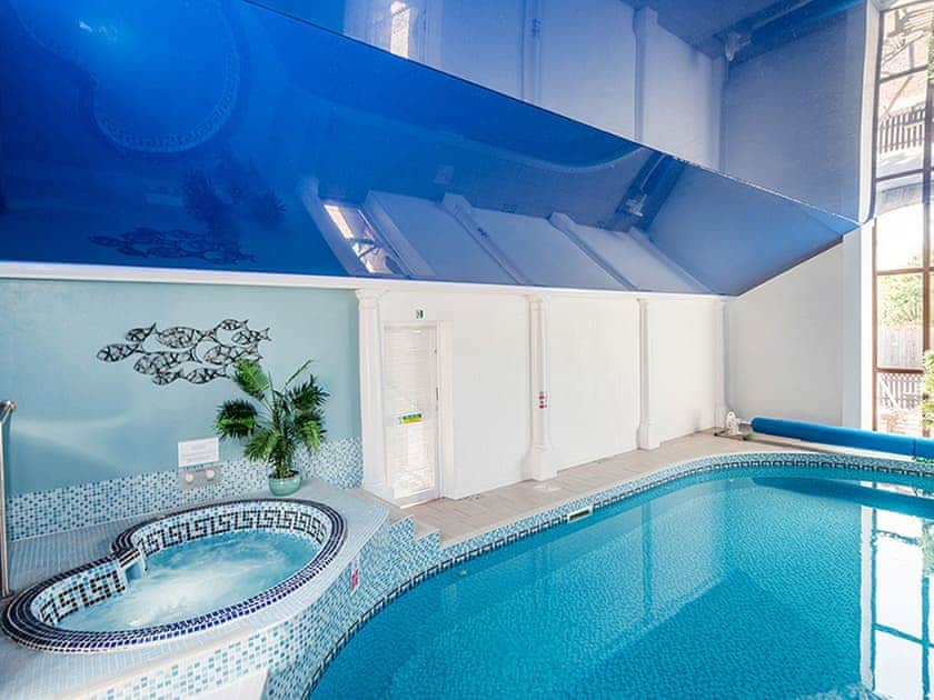 Swimming pool | Berehayes Holiday Cottages, Whitchurch Canonicorum