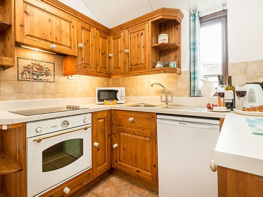 Kitchen area | Honeypot Cottage - Berehayes Holiday Cottages, Whitchurch Canonicorum
