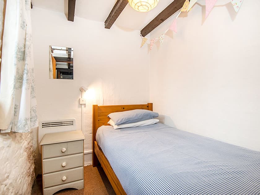 Single bedroom | Honeypot Cottage - Berehayes Holiday Cottages, Whitchurch Canonicorum