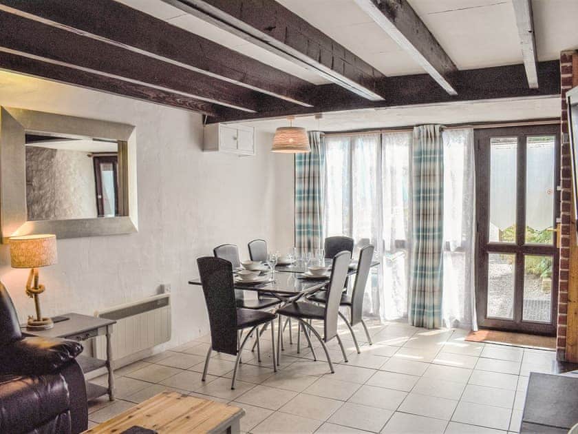 Living room/dining room | Squirrels Drey - Berehayes Holiday Cottages, Whitchurch Canonicorum