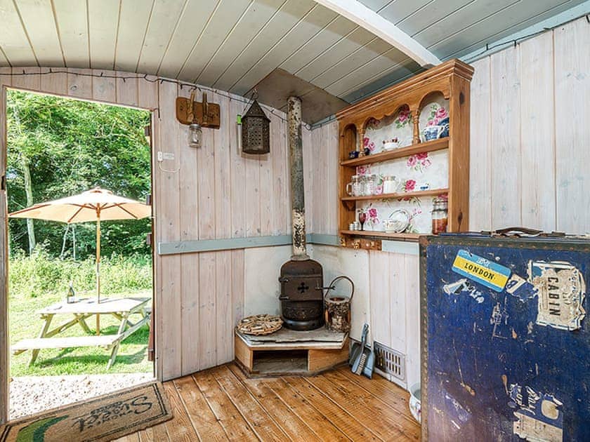 Interior | Baabara Shepherds Hut - Berehayes Holiday Cottages, Whitchurch Canonicorum