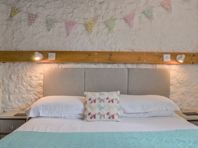 Double bedroom | The Hayloft - Berehayes Holiday Cottages, Whitchurch Canonicorum