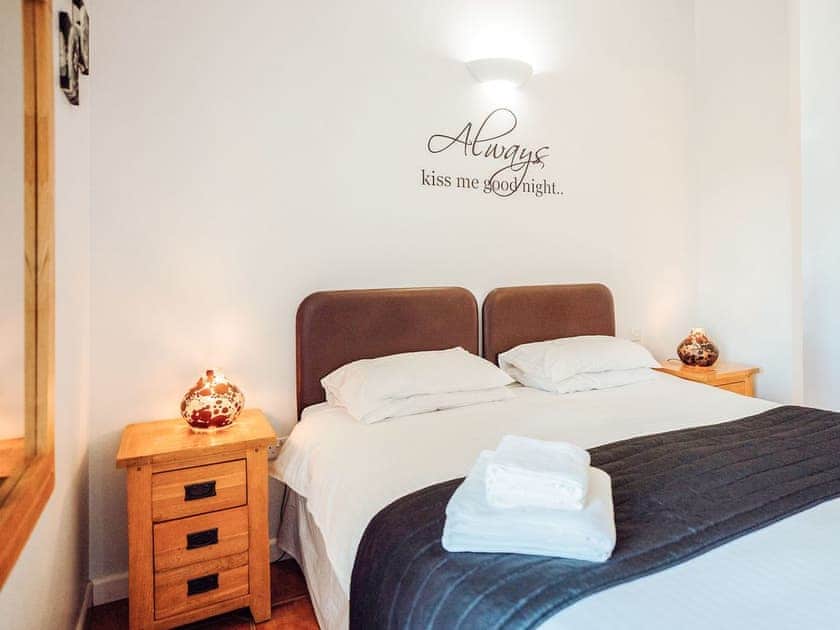 Bathroom | Greenkeepers Cottage - Celtic Haven Resort, Lydstep, near Tenby