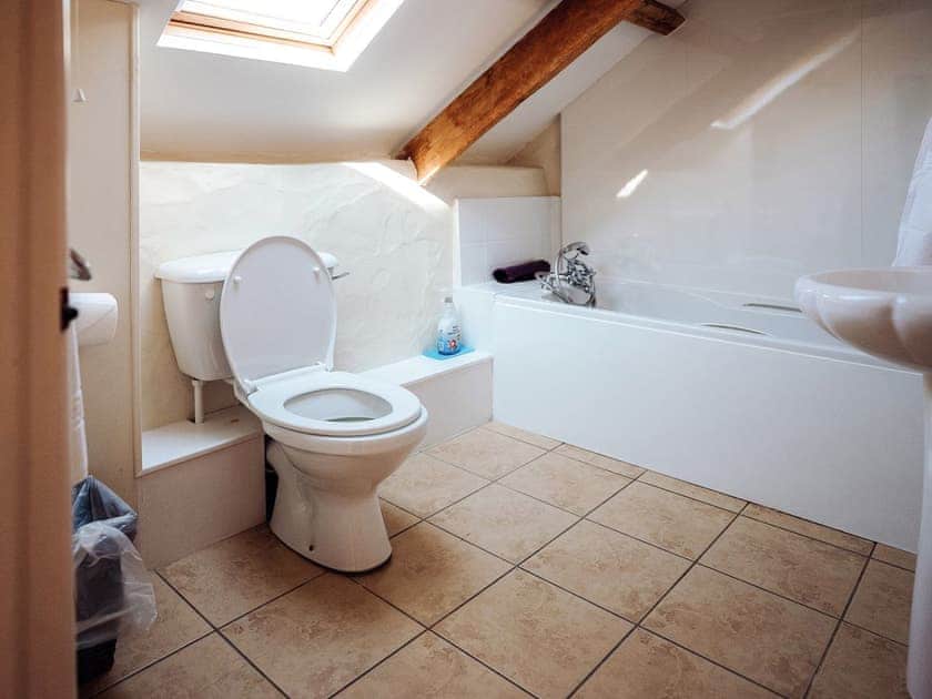 Bathroom | Seascape Cottage - Celtic Haven Resort, Lydstep, near Tenby