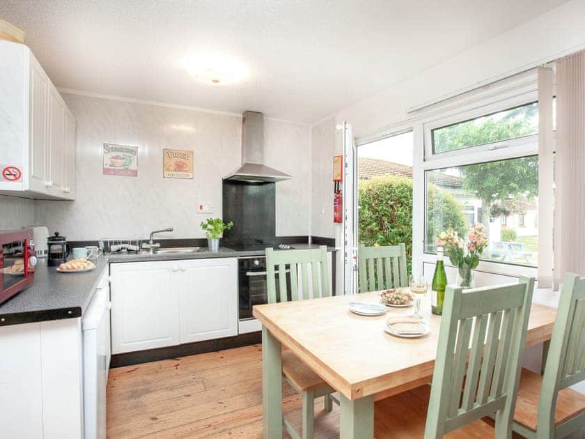 Open plan living space | Sunny view - Welcome Holiday Park, Dawlish