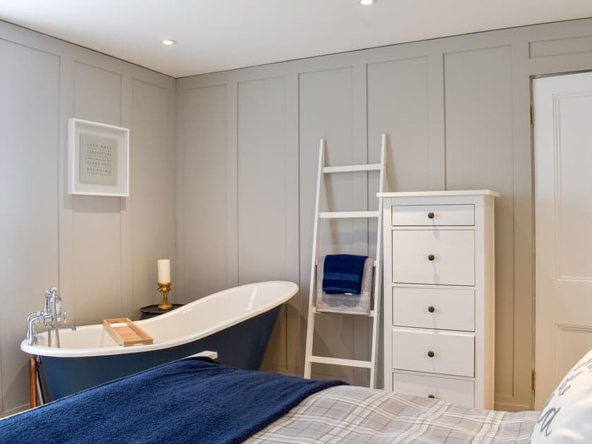 Double bedroom | Garden Flat, Ryde and Seaview 