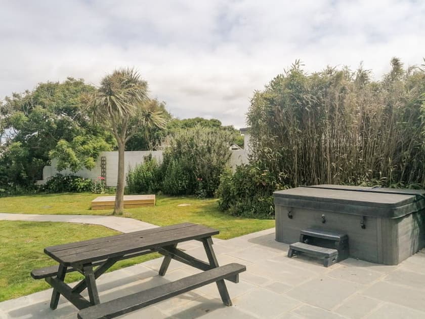 Outdoor area | Greenacres, Treburrick near Porthcothan Bay