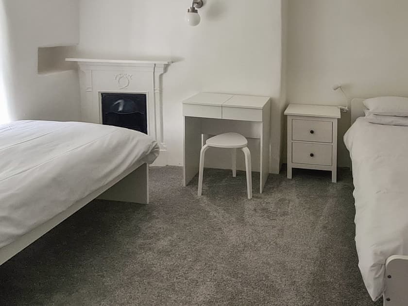 Twin bedroom | Haycraft Cottage, Harmans Cross, near Swanage